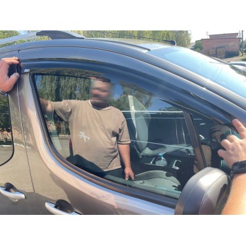 Дефлекторы окон Peugeot Partner 2008-2018 накладные (DEFL) Q2-2